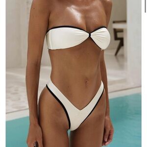 DIVINE PEARL - BANDEAU BIKINI TOP AND CHEEKY BOTTOMS (SET)